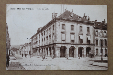 Ansichtskarte AK Saint Die des vosges Vogesen 1914-1918 Hotel de Ville Rathaus Straße Häuser Gebäude Ortsansicht Frankreich France 88 Vosges